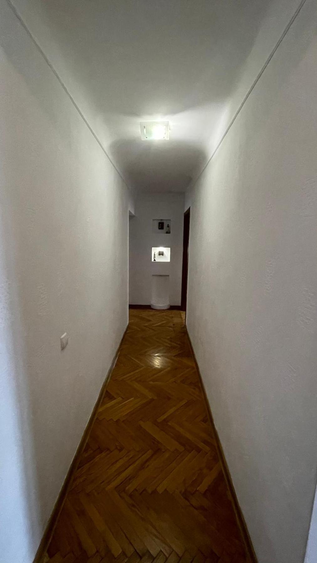 3- Х Комнатная Квартира В Центре Rivne Exteriör bild